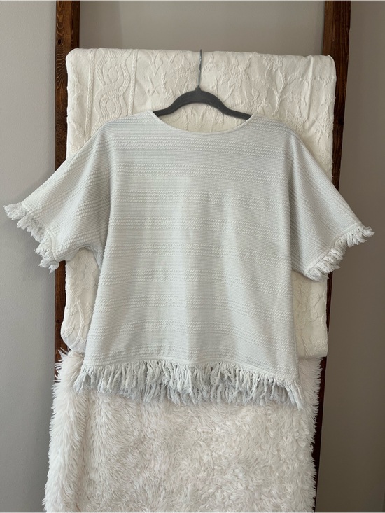 Love Tops - L Love Boho Textured Knit Fringe Hem Short Sleeve Sweater - Cream
